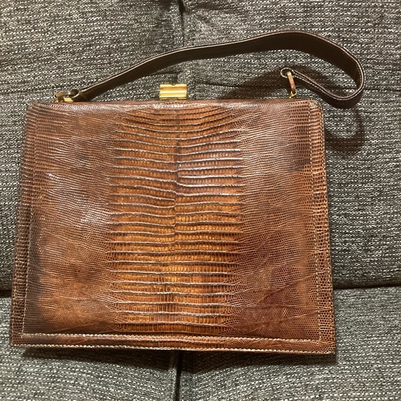 Vintage 1950’s Escort lizard skin purse. Brown with gold clasp. Rare! - Picture 2 of 7